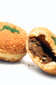 岩手花巻産　白金豚カレーパン