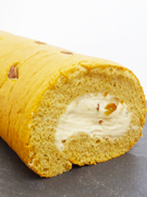 岩手まるごと純生ロール　～秋色和栗～